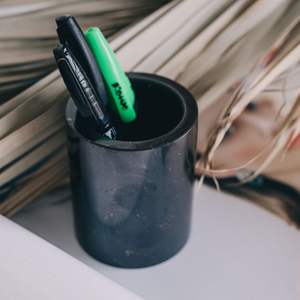 Grande tasse en shungite pour la purification de l'eau 3,54*3,54*0,20 po (90*90*5 mm) - Product Image 1