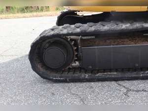 Mini-excavatrice Caterpillar 303.5E2 CR 2018 d'occasion avec peu d'heures, excellent état, hydraulique Kawasaki - Product Image 3