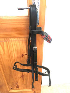 À la main. Bride en cuir marron à la main. Bride en cuir dernier modèle soulagement de la pression anatomique confort rembourré - Product Image 4