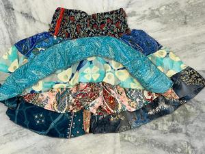 Jupe en soie à design attrayant, jupe mi-longue confortable à imprimé floral, sensation décontractée, tenue de plage d'été pour femmes - Product Image 2