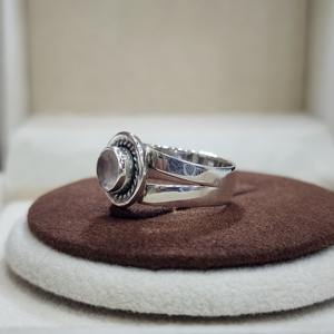 925 Sterling Silver Vintage Eternity Vermeil Anneaux Rose Quartz Gemstone Lunette Setting Handmade Designer Unique pour la fête - Product Image 6