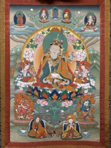 Thangka pintado a mano: Padmasambhava - Imagen central de las Ocho Manifestaciones - Product Image 2