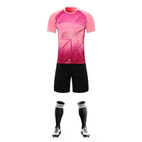 Nouveaux ensembles d'uniformes de football sublimés à rayures 2025 – Maillot de football personnalisé 100 % polyester, antibactérien, séchage rapide, short inclus