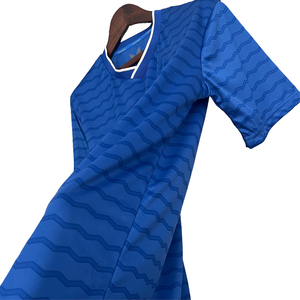 Camisetas de Fútbol de Poliéster de Secado Rápido de Alta Calidad, Logotipo y Número Personalizados, Uniformes Deportivos de Malla, Servicio OEM Personalizado - Product Image 4