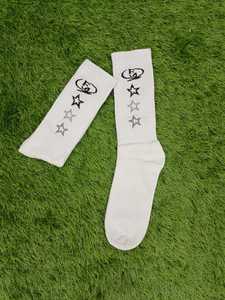 Calcetines personalizados hechos a medida Jacquard diseño su propio patrón algodón tripulación mujeres calcetín personalizado con logotipo - Product Image 4