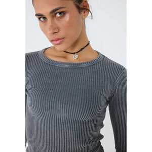 T-shirt décontracté à manches longues en coton délavé à l'acide - Product Image 4