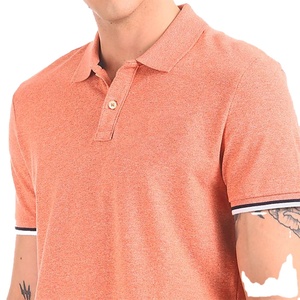 เสื้อโปโลพรีเมียมสำหรับผู้ชาย 220 GSM ผ้าฝ้าย 100% แบบ Pique ระบายอากาศได้ดี สวมใส่สบาย เหมาะสำหรับใส่ทุกวัน รับผลิตแบบ OEM และรับผลิตแบรนด์ส่วนตัว - Product Image 5