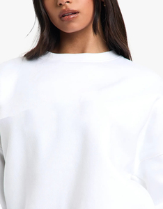 เสื้อสเวตเตอร์คอกลมสำหรับผู้หญิงผ้าคอตตอนสีขาวล้วนสไตล์ลำลองสำหรับ500GSM สินค้าใหม่ได้รับความนิยม100% - Product Image 2