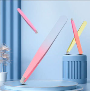 Pince à épiler professionnelle à pointe fine droite de 9 cm en acier inoxydable pour extensions de cils et sourcils, conçue pour un maquillage pratique - Product Image 4