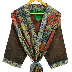 Patchwork Kimono Robe Bikini Cover Up Night Wear Long Robe, Kimono Sari en soie recyclée vintage indien fait à la main, - Product Image 1