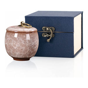 Urnas pequeñas blancas para cenizas, Mini urnas de cerámica conmemorativas, con 5,5 pulgadas cúbicas de cenizas - Product Image 1