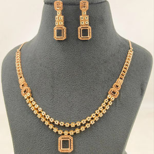 Élégant collier double ton en or 18 carats avec diamant naturel certifié IGI Design Ghat de montage haut de gamme plaqué rhodium pour mariage - Product Image 1