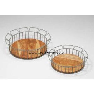 Panier de rangement pour fruits en métal avec revêtement en poudre noire, accessoires de cuisine, conception standard, fait à la main - Product Image 5