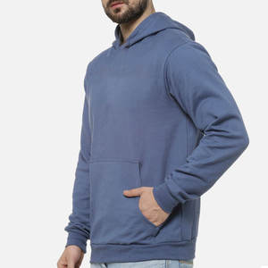 Sudaderas con capucha de entrenamiento con costuras duraderas, tela transpirable y ajuste cómodo y relajado para el gimnasio y las rutinas de ejercicio. - Product Image 4