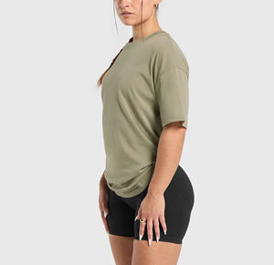 OEM/ODM T-shirts streetwear 100% coton Vente en gros T-shirt léger à épaules tombantes avec logo imprimé personnalisé - Product Image 2