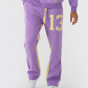 บริการขายส่งแบบ OEM เสื้อผ้าสตรีทแวร์ผู้ชายคุณภาพสูง ผ้าคอตตอน 100% หนานุ่ม เป็นมิตรกับสิ่งแวดล้อม ป้องกันแบคทีเรีย พร้อมซิปสำหรับวิ่งออกกำลังกาย - Product Image 5