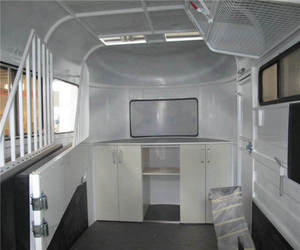 Remorque robuste pour le transport de bétail, cadre en acier durable, transporteur d'animaux sûr sur la route, capacité de charge élevée - Product Image 1