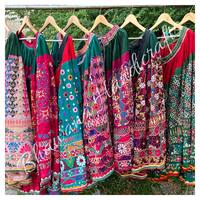 Falda India Vintage Banjara Kuchi Ghagra de algodón bordada a mano en estilo gitano Boho Gujrati único con cintura Natural