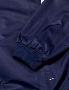 แจ็คเก็ตกันลมสำหรับคลับกันน้ำสำหรับผู้ชายเสื้อกันลมโพลีเอสเตอร์น้ำหนักเบาออกแบบโลโก้ได้ตามต้องการสำหรับใส่กลางแจ้ง100% มืออาชีพ - Product Image 5