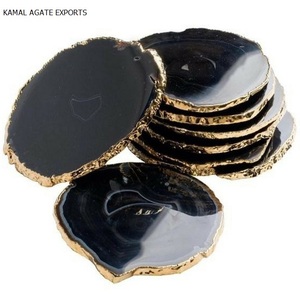 Posavasos de rebanadas de ágata púrpura con bordes galvanizados dorados Decoración de mesa de piedras preciosas con adorno dorado - Product Image 2