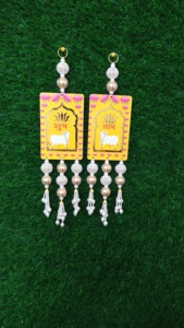Nouvel arrivage de vache Pichwai Shubh Labh avec pompon pour l'entrée de la porte de la maison, Lakshmi Pooja ou décoration de pendaison de crémaillère retour des faveurs - Product Image 2
