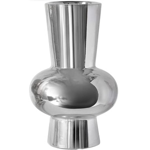 <b>Unique</b> Style Dinner Tabletop Decorative Copper Antique Finishing Metal Flower Vessels for Home Garden Tabletop Flower <b>Vases</b> - Product Image 3