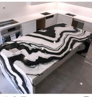 Grande dalle de marbre naturel indien poli Panda, comptoirs d'îlot de salle à manger sur mesure, murs de salle de bain intérieurs étanches, hôpital moderne