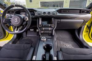 Mustang Shelby GT500 Hennessey Venom 1000 Coupé 2021 ~4 100 milles, V8 suralimenté, modifications de performance Hennessey - Product Image 3