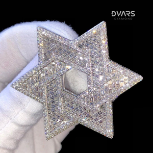 จี้เพชรทรงดาว VVS แบบสั่งทำพิเศษ เงินแท้ 925 ชุบทอง ประดับเพชรทรงบาแกตต์เต็มตัว ดีไซน์คลาสสิก สำหรับทั้งชายและหญิง - Product Image 1