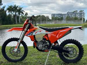 KTM 450 XCF-W 2023 usado disponible para la venta - Product Image 5