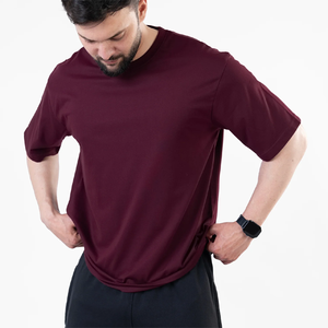 T-shirt décontracté pour homme de haute qualité, streetwear, coupe ample tendance, logo personnalisé en maille, 100% polyester, t-shirts surdimensionnés avec impression en relief - Product Image 4