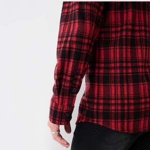 2026 Hot Selling Custom 100% Cotton Flannels 220gsm Thick Horn Button Eco-Friendly Casual Style Anti-Wrinkle Wholesale <b>Men</b> Shirt - Product Image 3