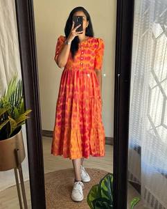 Robe une pièce en georgette imprimée en coton de créateur pour femmes Salwar en soie à manches fantaisie de style indien pour les fêtes de mariage pour adultes - Product Image 1