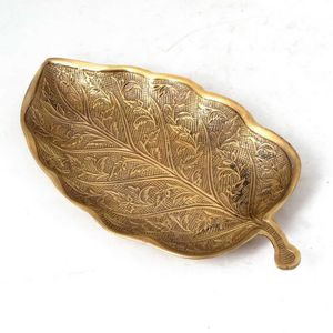 Plat de feuille en métal de finition d'or pour la table de salon parfaite pour la décoration et l'arrangement élégant d'affichage de cadeaux - Product Image 6