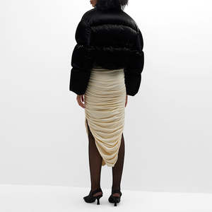 OEM personnalisé hiver chaud femmes noir culture bulle manteau à manches longues épais fermeture éclair bouffantes doudounes - Product Image 3