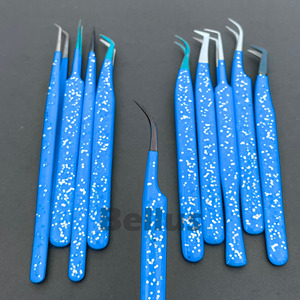 Pince à cils de conception moderne professionnelle avec finition argentée Pointe de précision en acier durable Outil d'extension de cils avec logo personnalisé - Product Image 3