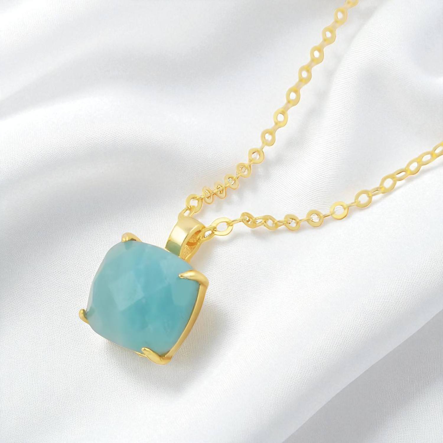 แอมะซอไนต์