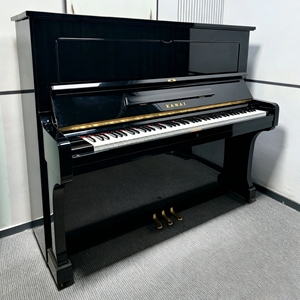 เปียโนอะคูสติก KAWAI BL61 รุ่นพิเศษ สำหรับมืออาชีพ เปียโนตั้งพื้น 88 คีย์ ทำจากไม้ ราคาขาย - Product Image 1