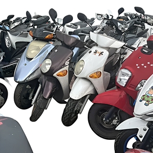 KYMCO de Bajo Kilometraje - Auto Usado de Rendimiento Confiable - Product Image 1