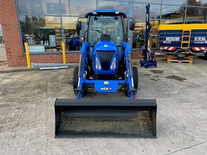 Tracteur à conducteur marchant New Holland Boomer 50 50 CV 4x4 avec moteur, pompe, engrenages et roulements pour machines agricoles - Product Image 5