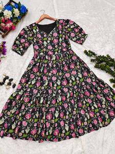 Vestido de una pieza con estampado Floral de Georgette negro para mujer, vestido de diseñador para fiesta de boda, traje de estilo largo de seda, modelo indio - Product Image 5