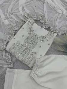 Vente en gros Ensemble de vêtements de fête en fausse georgette brodée avec haut à séquence lourde Palazzo et dentelle Dupatta entièrement cousue - Product Image 5