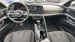 Hyundai Elantra SEL FWD d'occasion 2021 - Product Image 4