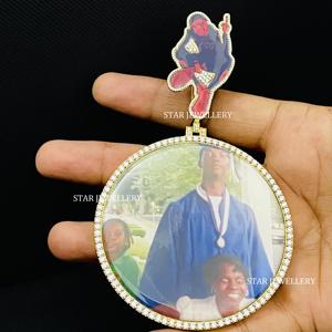 Pendentif personnalisé en argent sterling 925 avec moissanite VVS de couleur D, coupe ronde brillante, style hip-hop unisexe - Product Image 4