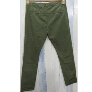 Pantalón Chino de Sarga 100% Algodón para Hombre, Tinte Liso, Acabado Melocotón, Bolsillo Trasero con Ribete, Logotipo en la Cintura, Hecho en BD - Product Image 2
