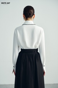 EMERY CUELLO REDONDO BLUSA 50% R. Poliéster 50% Poliéster Formal Mujer Blusa Camisa de manga larga con cuello de cuentas hecho a mano - Product Image 5