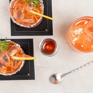 Jigger multi-mesures en acier inoxydable de qualité supérieure avec marquages clairs en ml, outil de mesure précis pour les barman professionnels - Product Image 6