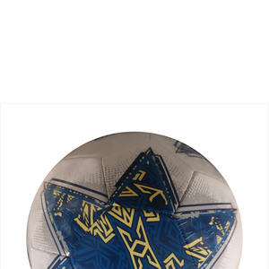 Ballon de football en PU thermocollé de conception personnalisée de qualité supérieure, toutes tailles, pour tous les temps, tous les âges, pour une utilisation en extérieur avec logo personnalisé - Product Image 4