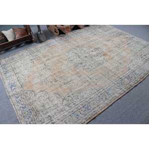 Tapis turc vintage bleu en laine à motifs floraux, 6,1 x 9,4 pieds - Product Image 2