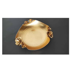 Mejor y buen diseño Latón puro Acabado dorado Decoración Flor Cuenco Urli Latón de Calidad exclusiva Urli de Falah International - Product Image 2